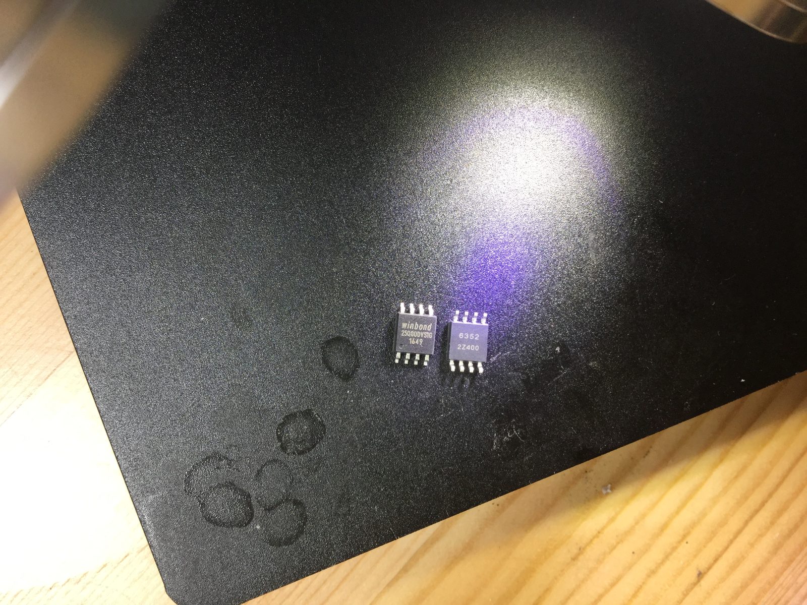 W25Q80DVSIG