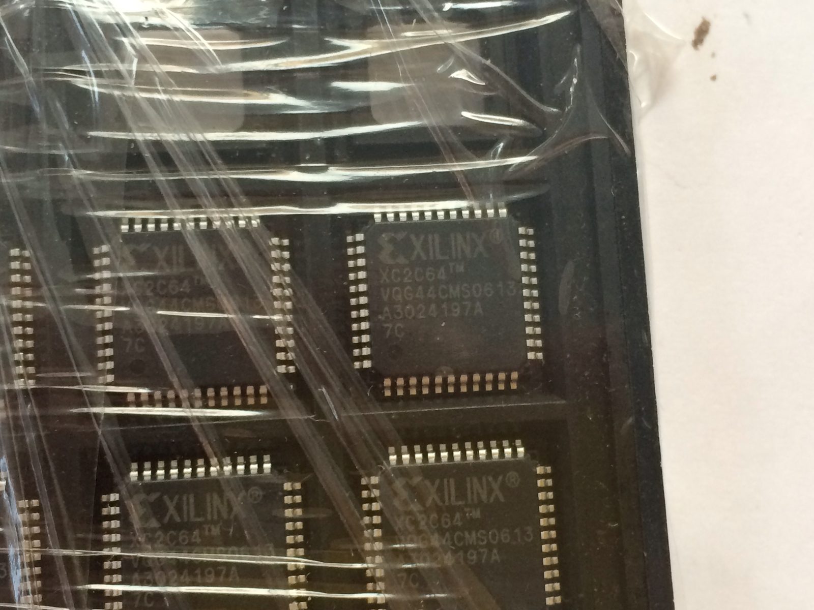 xc2c64vqg44
